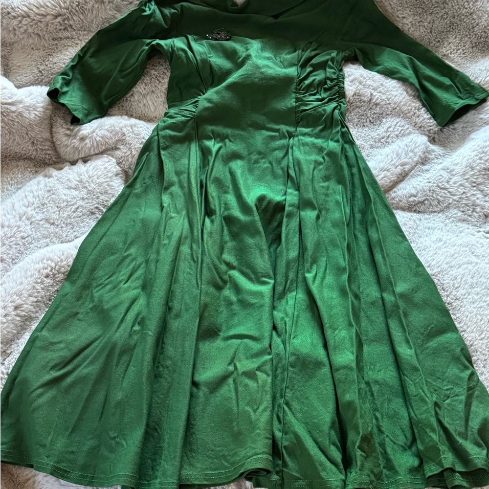 Unique Vintage Emerald Green Midi Dress